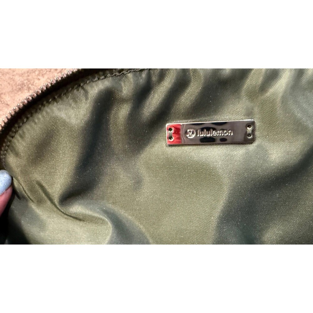 Lululemon All Night Festival Bag crossbody purse - Picture 4 of 8